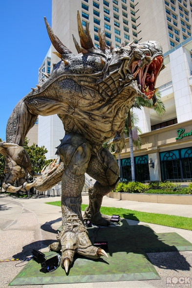 SDCC-San-Diego-Comic-Con-2014-Photos-Photography-Exhibit-Hall-Gaslamp-Costumes-001-RSJ