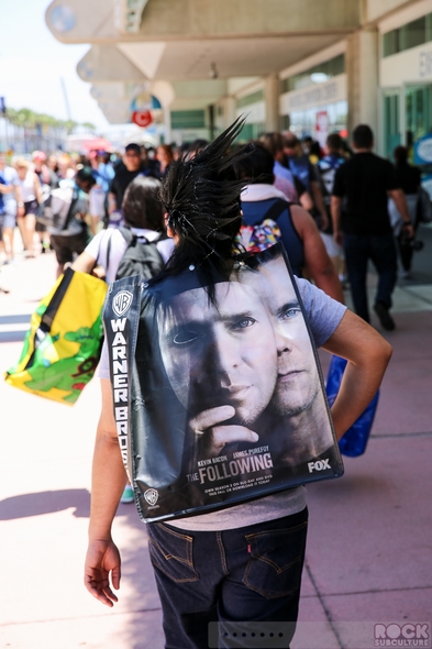 SDCC-San-Diego-Comic-Con-2014-Photos-Photography-Exhibit-Hall-Gaslamp-Costumes-001-RSJ