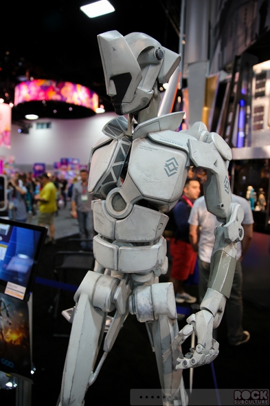 SDCC-San-Diego-Comic-Con-2014-Photos-Photography-Exhibit-Hall-Gaslamp-Costumes-001-RSJ