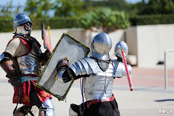 SDCC-San-Diego-Comic-Con-2014-Photos-Photography-Exhibit-Hall-Gaslamp-Costumes-001-RSJ