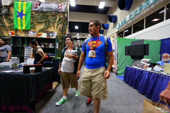 SDCC-San-Diego-Comic-Con-2014-Photos-Photography-Exhibit-Hall-Gaslamp-Costumes-001-RSJ