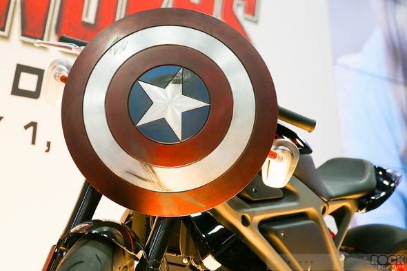 SDCC-San-Diego-Comic-Con-2014-Photos-Photography-Exhibit-Hall-Gaslamp-Costumes-001-RSJ