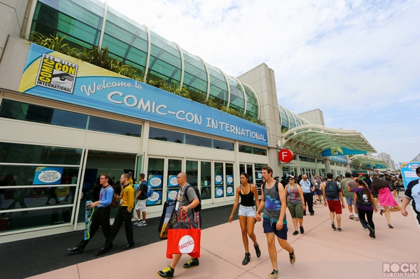 SDCC-San-Diego-Comic-Con-2014-Photos-Photography-Exhibit-Hall-Gaslamp-Costumes-001-RSJ