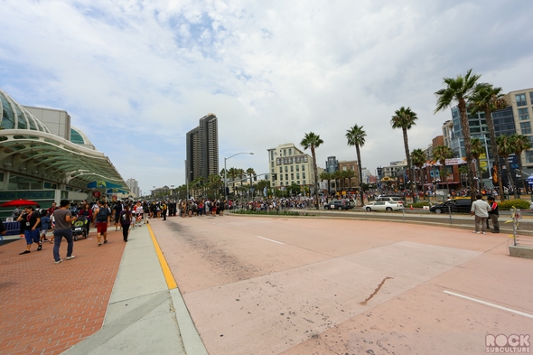 SDCC-San-Diego-Comic-Con-2014-Photos-Photography-Exhibit-Hall-Gaslamp-Costumes-001-RSJ