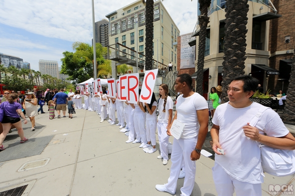 SDCC-San-Diego-Comic-Con-2014-Photos-Photography-Exhibit-Hall-Gaslamp-Costumes-001-RSJ