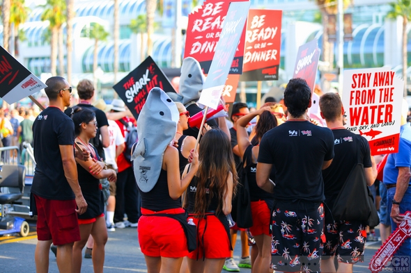 SDCC-San-Diego-Comic-Con-2014-Photos-Photography-Exhibit-Hall-Gaslamp-Costumes-101-RSJ