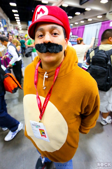 San-Diego-Comic-Con-2014-SDCC-Photos-Photography-Costumes-Cosplay-Exhibit-Hall-Masquerade-Images-High-Resolution-001-RSJ