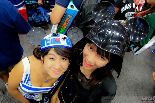 San-Diego-Comic-Con-2014-SDCC-Photos-Photography-Costumes-Cosplay-Exhibit-Hall-Masquerade-Images-High-Resolution-001-RSJ