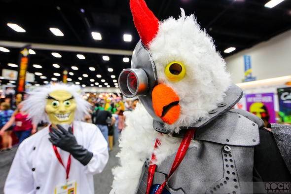 San-Diego-Comic-Con-2014-SDCC-Photos-Photography-Costumes-Cosplay-Exhibit-Hall-Masquerade-Images-High-Resolution-001-RSJ