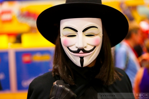 San-Diego-Comic-Con-2014-SDCC-Photos-Photography-Costumes-Cosplay-Exhibit-Hall-Masquerade-Images-High-Resolution-001-RSJ