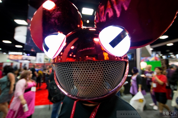 San-Diego-Comic-Con-2014-SDCC-Photos-Photography-Costumes-Cosplay-Exhibit-Hall-Masquerade-Images-High-Resolution-001-RSJ