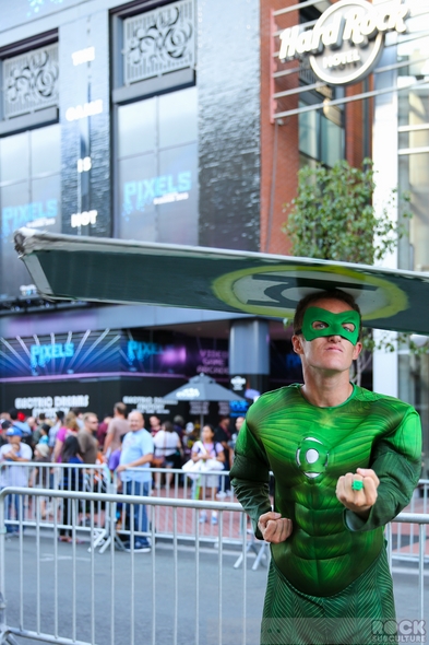 San-Diego-Comic-Con-2014-SDCC-Photos-Photography-Costumes-Cosplay-Exhibit-Hall-Masquerade-Images-High-Resolution-001-RSJ