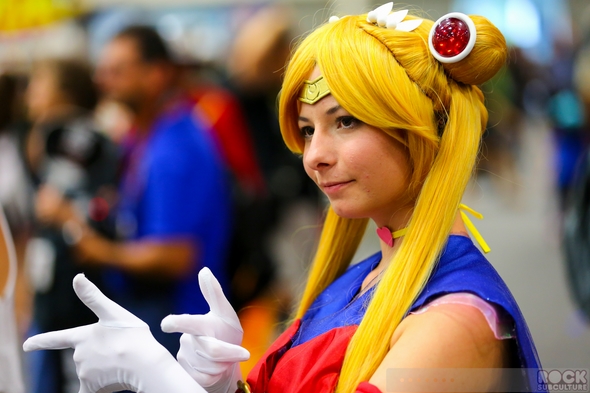San-Diego-Comic-Con-2014-SDCC-Photos-Photography-Costumes-Cosplay-Exhibit-Hall-Masquerade-Images-High-Resolution-001-RSJ