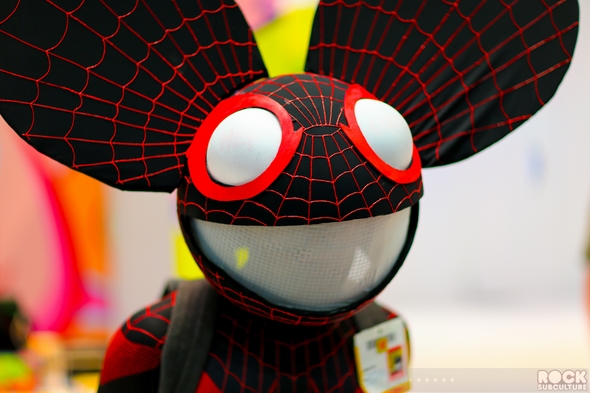 San-Diego-Comic-Con-2014-SDCC-Photos-Photography-Costumes-Cosplay-Exhibit-Hall-Masquerade-Images-High-Resolution-001-RSJ
