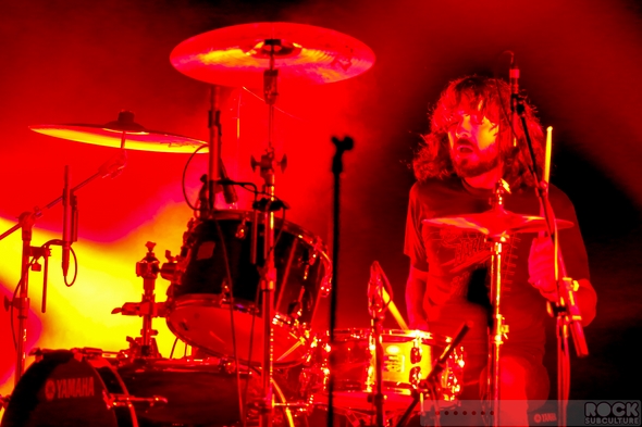 Crystal-Castles-Break-Up-Split-Quit-Concert-Photos-Live-Photography-Oakland-Fox-Theater-Pictures-Alice-Glass-Leaves-2012-2013-2014-01-RSJ