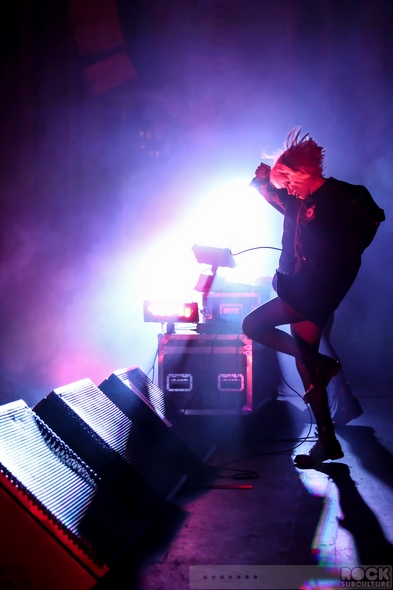 Crystal-Castles-Break-Up-Split-Quit-Concert-Photos-Live-Photography-Oakland-Fox-Theater-Pictures-Alice-Glass-Leaves-2012-2013-2014-01-RSJ