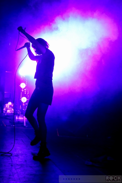 Crystal-Castles-Break-Up-Split-Quit-Concert-Photos-Live-Photography-Oakland-Fox-Theater-Pictures-Alice-Glass-Leaves-2012-2013-2014-01-RSJ