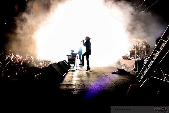 Crystal-Castles-Break-Up-Split-Quit-Concert-Photos-Live-Photography-Oakland-Fox-Theater-Pictures-Alice-Glass-Leaves-2012-2013-2014-01-RSJ