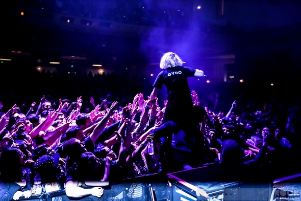 Crystal-Castles-Break-Up-Split-Quit-Concert-Photos-Live-Photography-Oakland-Fox-Theater-Pictures-Alice-Glass-Leaves-2012-2013-2014-01-RSJ