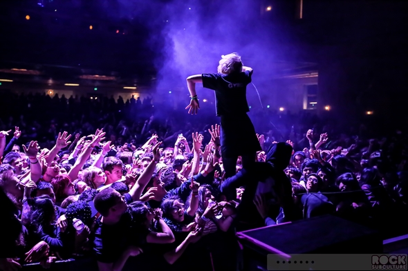Crystal-Castles-Break-Up-Split-Quit-Concert-Photos-Live-Photography-Oakland-Fox-Theater-Pictures-Alice-Glass-Leaves-2012-2013-2014-01-RSJ