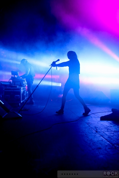 Crystal-Castles-Break-Up-Split-Quit-Concert-Photos-Live-Photography-Oakland-Fox-Theater-Pictures-Alice-Glass-Leaves-2012-2013-2014-01-RSJ