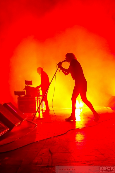 Crystal-Castles-Break-Up-Split-Quit-Concert-Photos-Live-Photography-Oakland-Fox-Theater-Pictures-Alice-Glass-Leaves-2012-2013-2014-01-RSJ