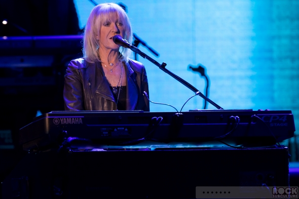 Fleetwood-Mac-Concert-Review-2014-On-With-The-Tour-Live-Photos-Sacramento-Sleep-Train-Arena-01-RSJ