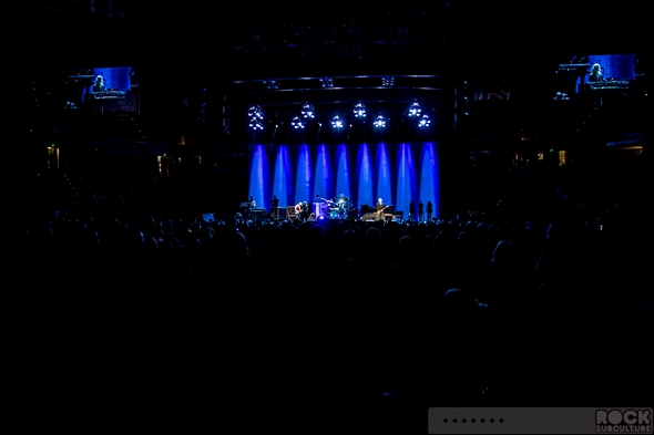 Fleetwood-Mac-Concert-Review-2014-On-With-The-Tour-Live-Photos-Sacramento-Sleep-Train-Arena-01-RSJ