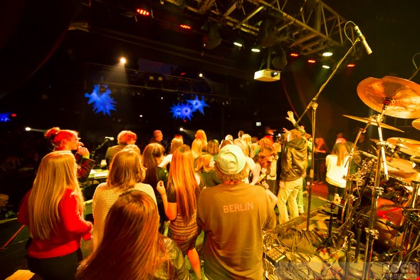 Berlin-Terri-Nunn-Concert-Review-Live-Photos-Canyon-Club-Tour-2014-Devon-Rowland-Dizzylilacs-201-RSJ