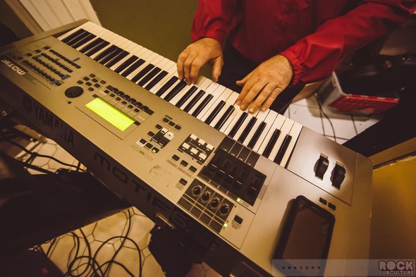 When-In-Rome-2014-Concert-Review-Photos-Clive-Farrington-New-Wave-Restaurant-8tease-002-RSJ