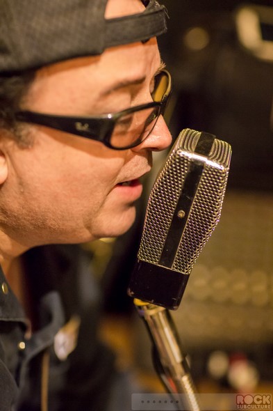When-In-Rome-2014-Concert-Review-Photos-Clive-Farrington-New-Wave-Restaurant-8tease-002-RSJ
