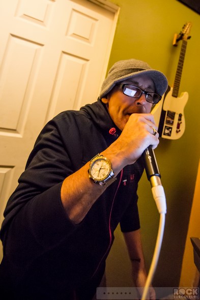 When-In-Rome-2014-Concert-Review-Photos-Clive-Farrington-New-Wave-Restaurant-8tease-002-RSJ