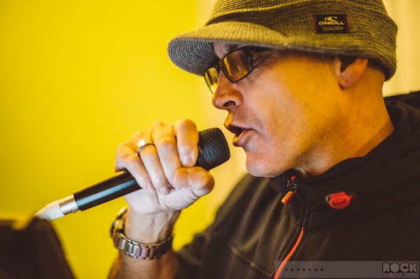When-In-Rome-2014-Concert-Review-Photos-Clive-Farrington-New-Wave-Restaurant-8tease-002-RSJ