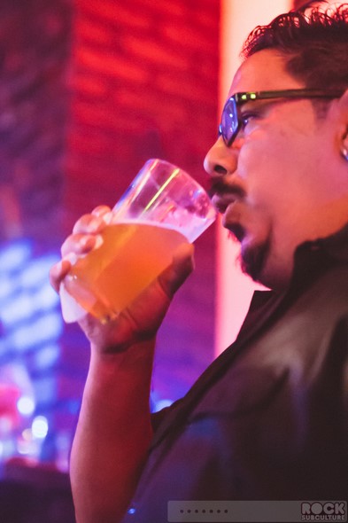 When-In-Rome-2014-Concert-Review-Photos-Clive-Farrington-New-Wave-Restaurant-8tease-002-RSJ
