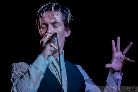 When-In-Rome-2014-Concert-Review-Photos-Clive-Farrington-New-Wave-Restaurant-8tease-102-RSJ