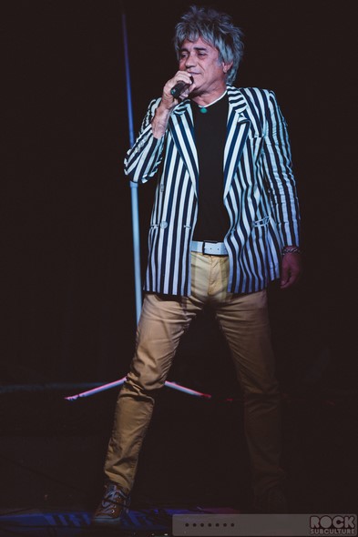 When-In-Rome-2014-Concert-Review-Photos-Clive-Farrington-New-Wave-Restaurant-8tease-102-RSJ