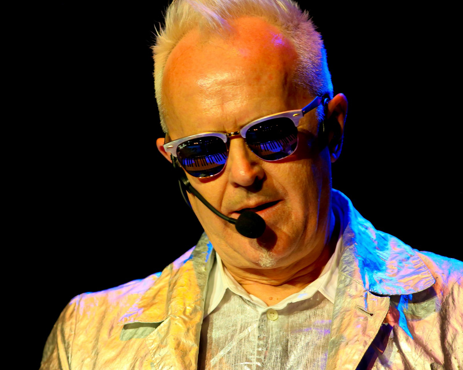 Rock-Subculture-The-Press-Club-Exhibition-Howard-Jones
