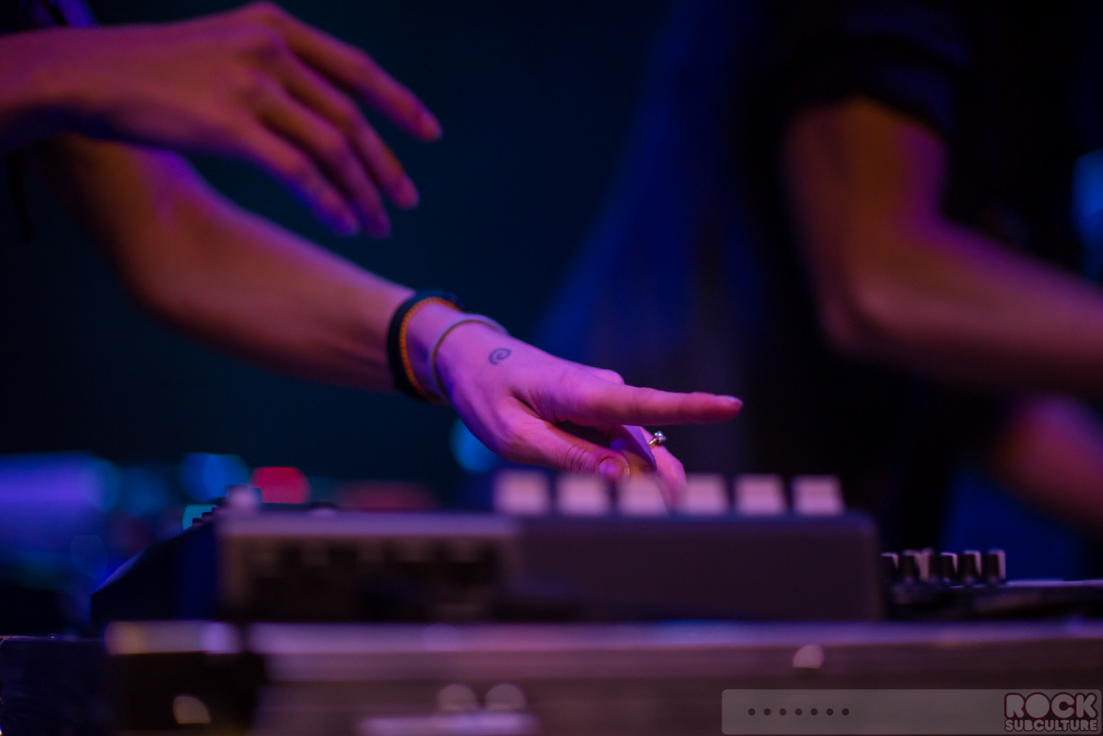 The-Ting-Tings-2015-Concert-Review-Live-Photos-Super-Critical-Popscene-Rickshaw-Stop-San-Francisco-Kaneholler-050