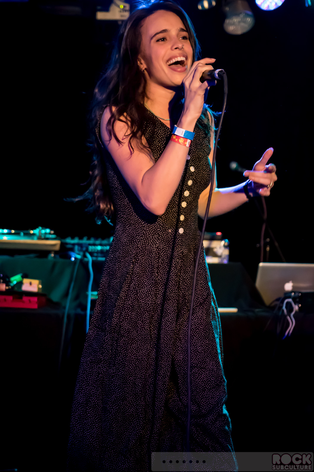 The-Ting-Tings-2015-Tour-Photos-Concert-Review-Live-Photography-Super-Critical-Sacramento-Harlows-Kaneholler-004