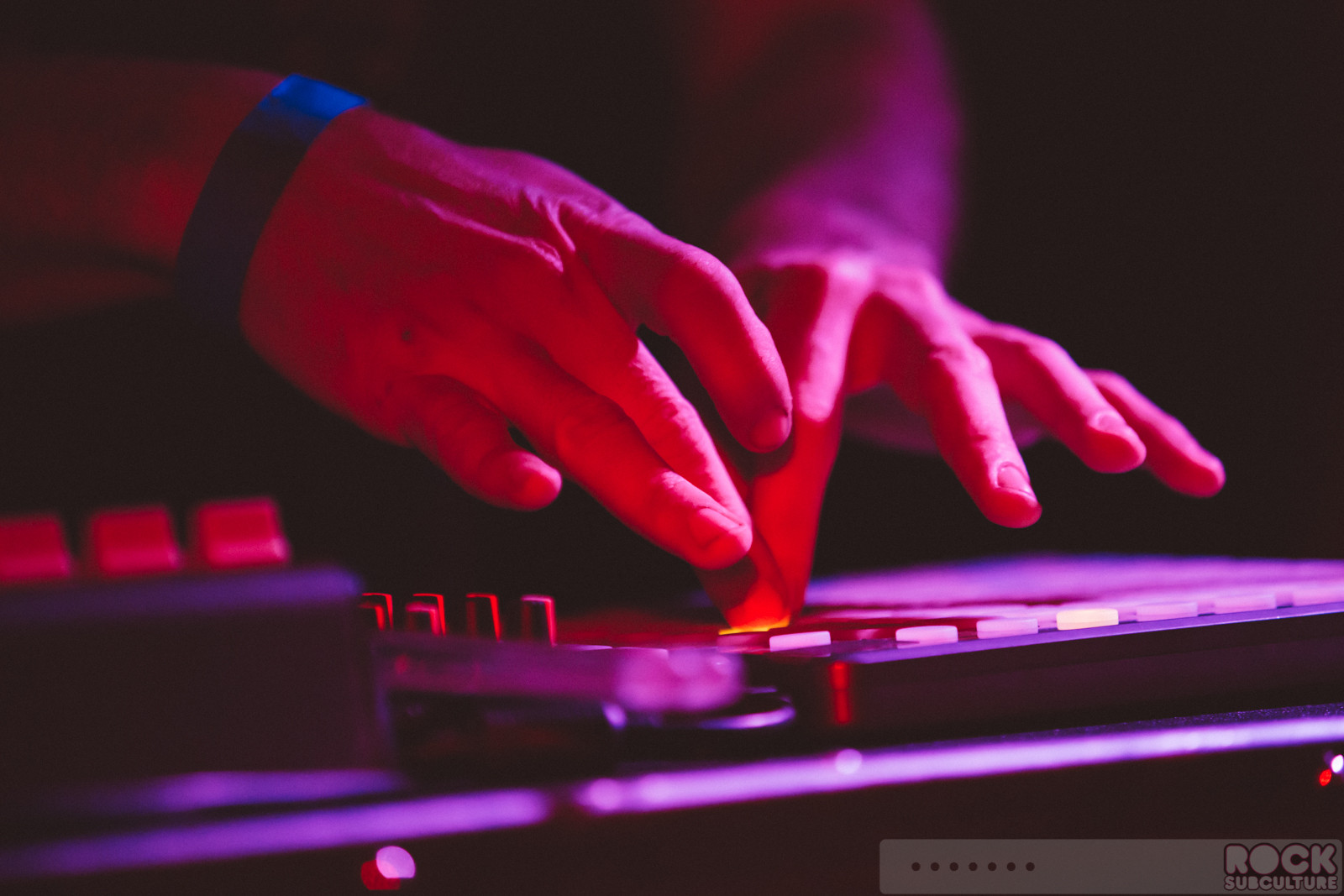 The-Ting-Tings-2015-Tour-Photos-Concert-Review-Live-Photography-Super-Critical-Sacramento-Harlows-Kaneholler-010