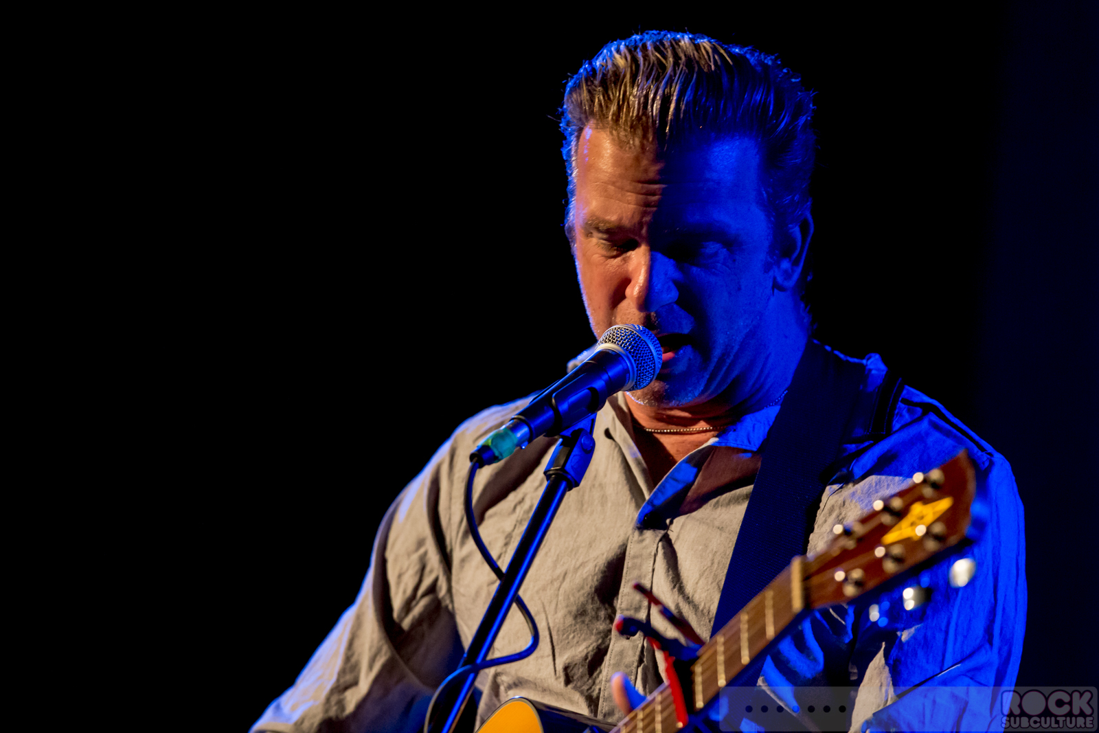 Colin-Hay-2015-Tour-Concert-Review-Live-Photos-Setlist-Crest-Theatre-Sacramento-10