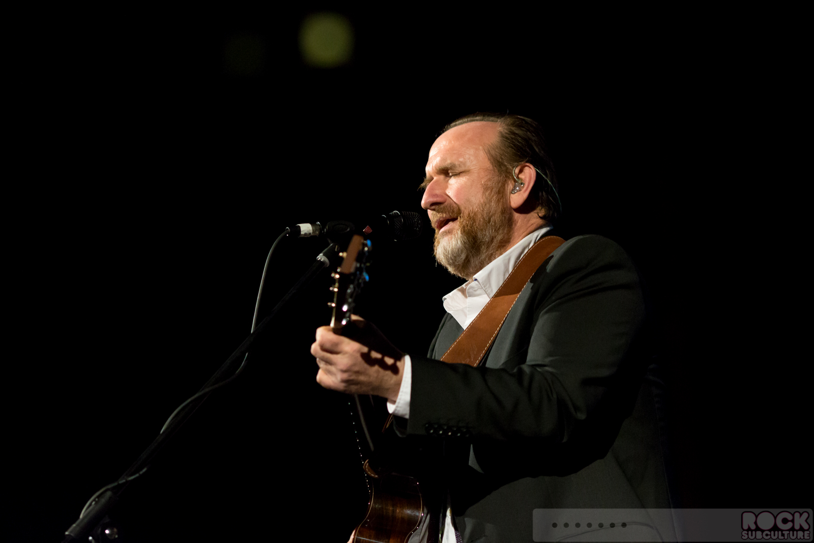 Colin-Hay-2015-Tour-Concert-Review-Live-Photos-Setlist-Crest-Theatre-Sacramento-16