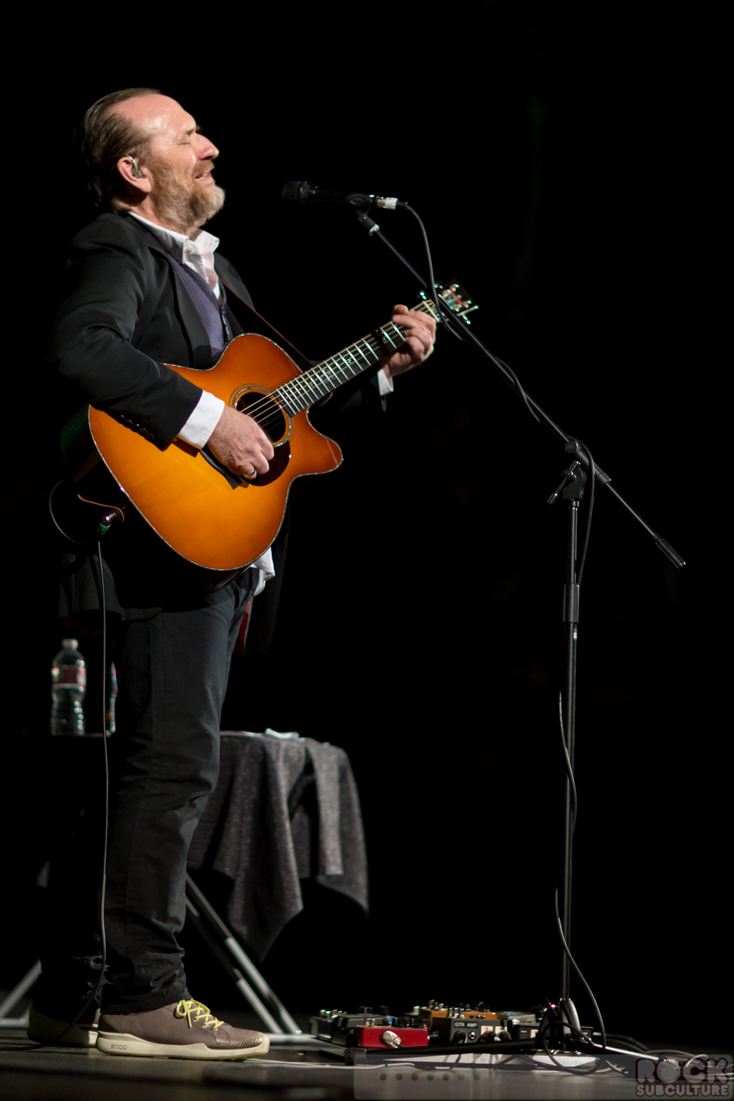 Colin-Hay-2015-Tour-Concert-Review-Live-Photos-Setlist-Crest-Theatre-Sacramento-29