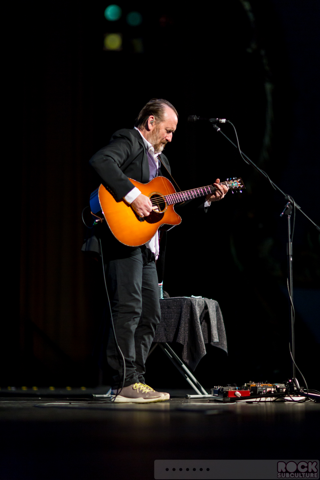Colin-Hay-2015-Tour-Concert-Review-Live-Photos-Setlist-Crest-Theatre-Sacramento-30