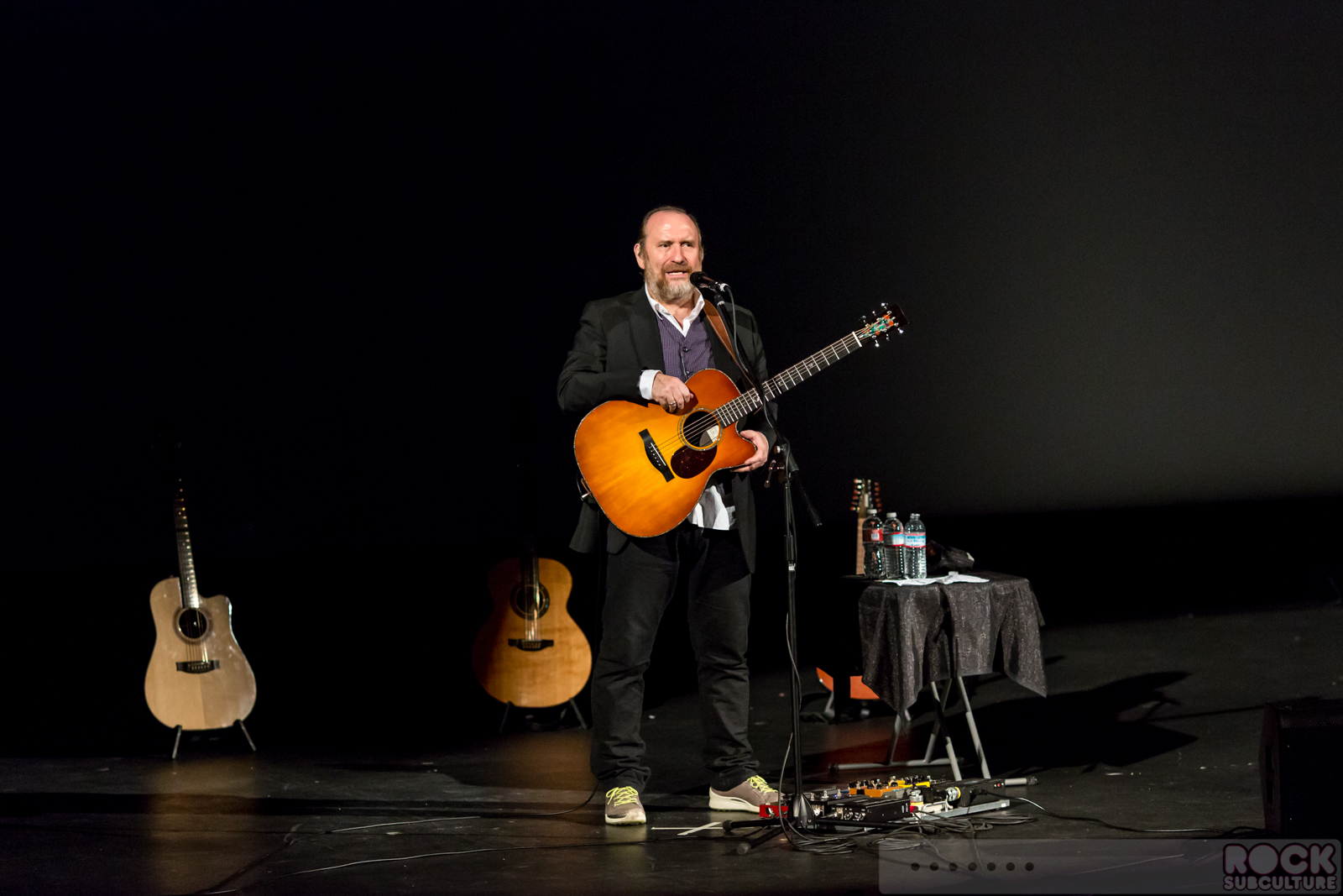 Colin-Hay-2015-Tour-Concert-Review-Live-Photos-Setlist-Crest-Theatre-Sacramento-32
