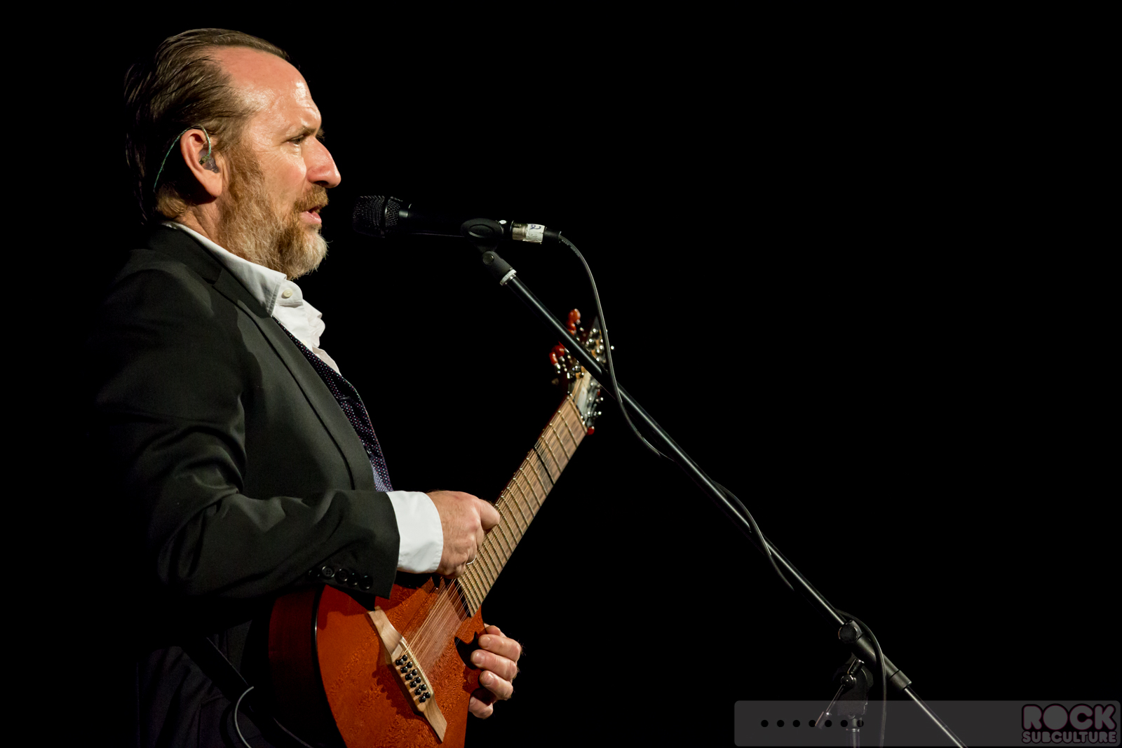 Colin-Hay-2015-Tour-Concert-Review-Live-Photos-Setlist-Crest-Theatre-Sacramento-42