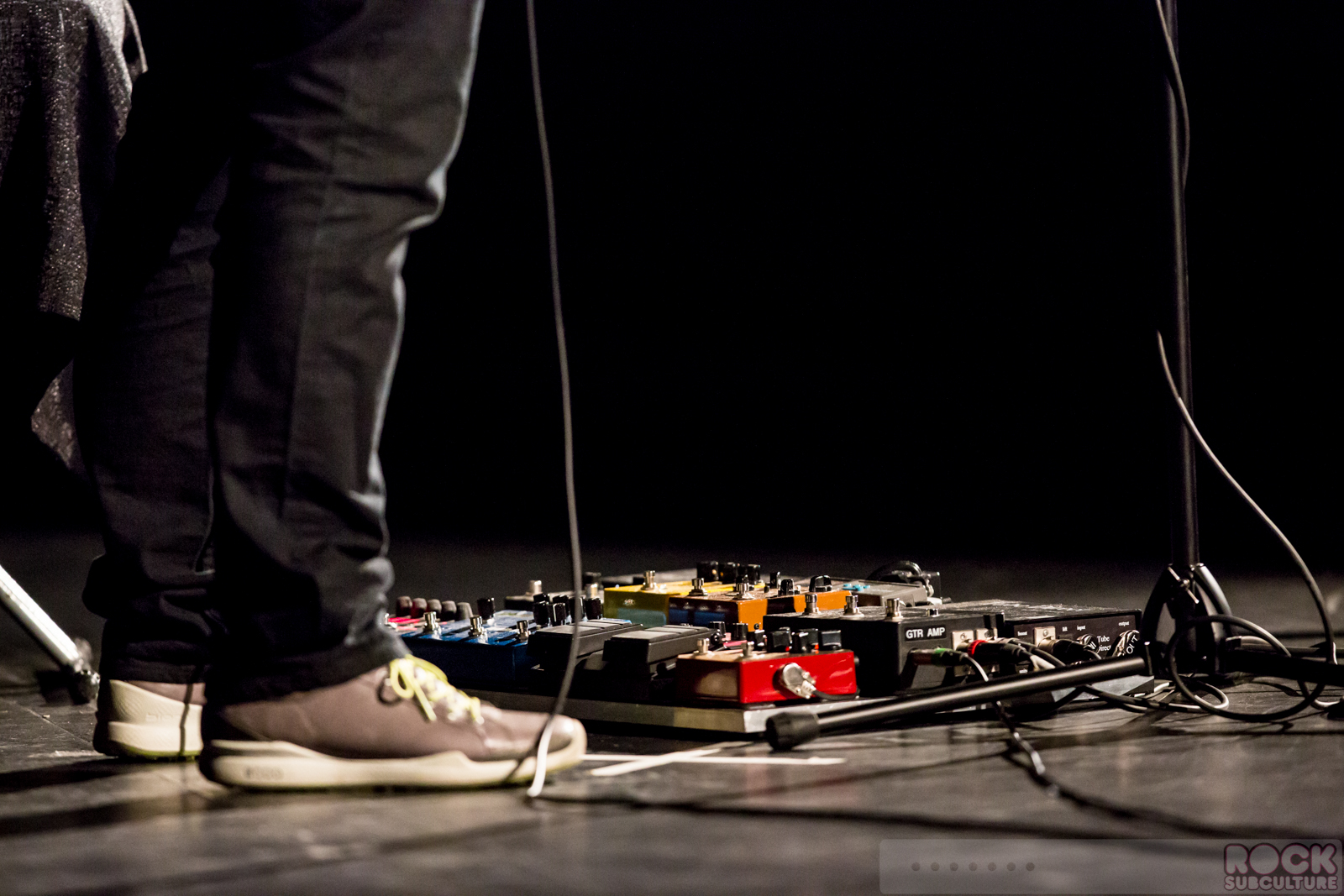 Colin-Hay-2015-Tour-Concert-Review-Live-Photos-Setlist-Crest-Theatre-Sacramento-43