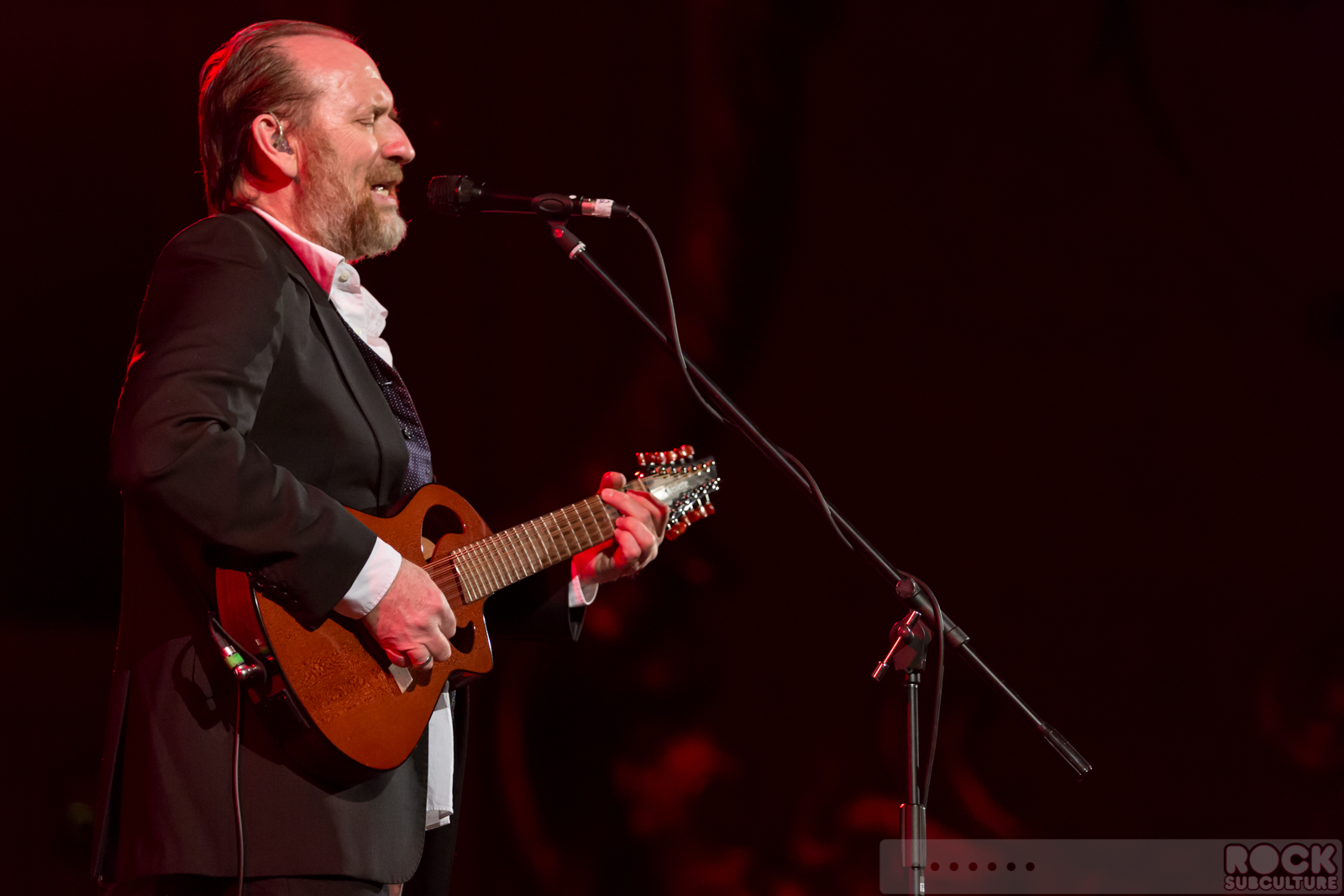 Colin-Hay-2015-Tour-Concert-Review-Live-Photos-Setlist-Crest-Theatre-Sacramento-45
