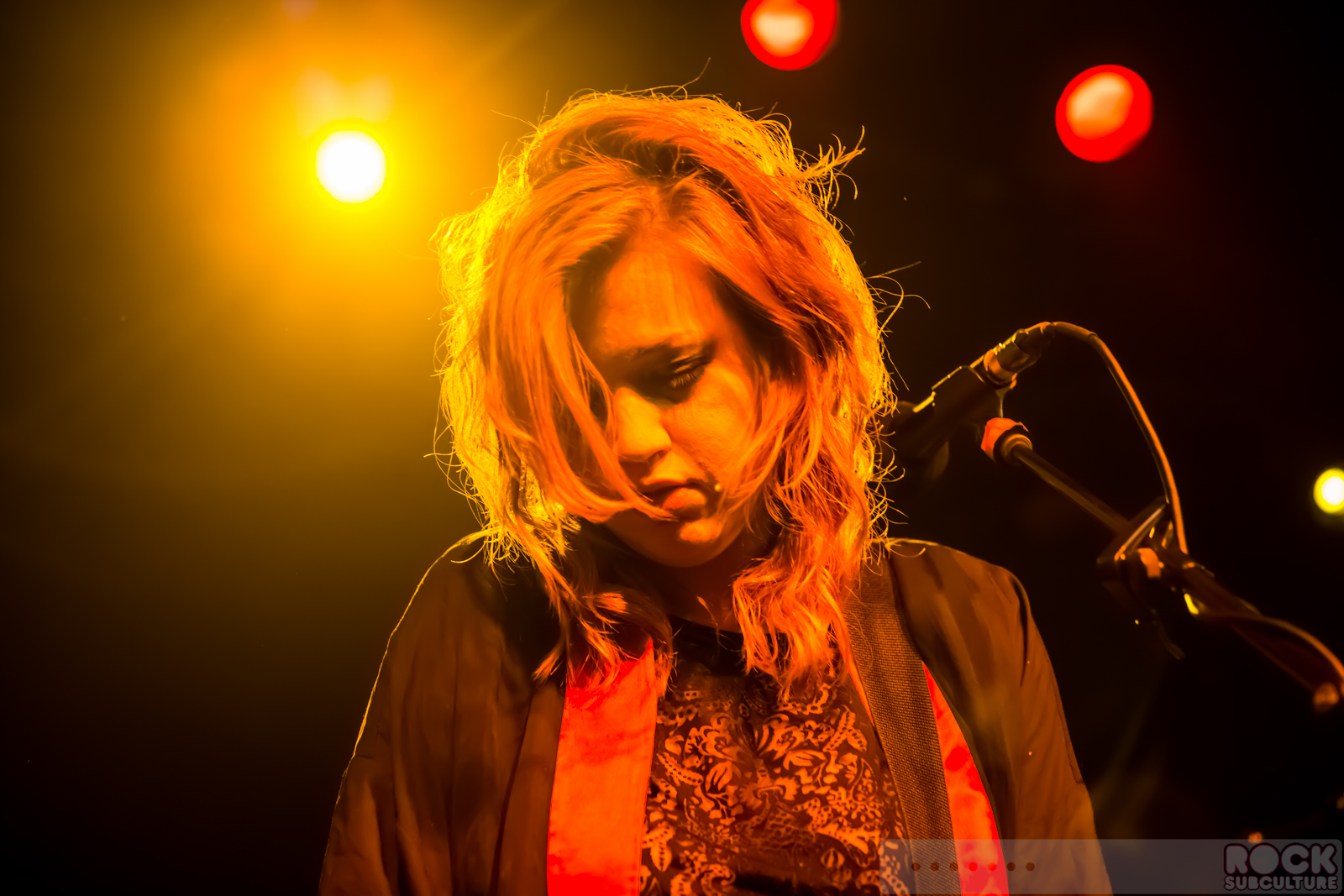 Wolf-Alice-Concert-Review-2015-Tour-Live-Photos-Photography-Setlist-The-Independent-011