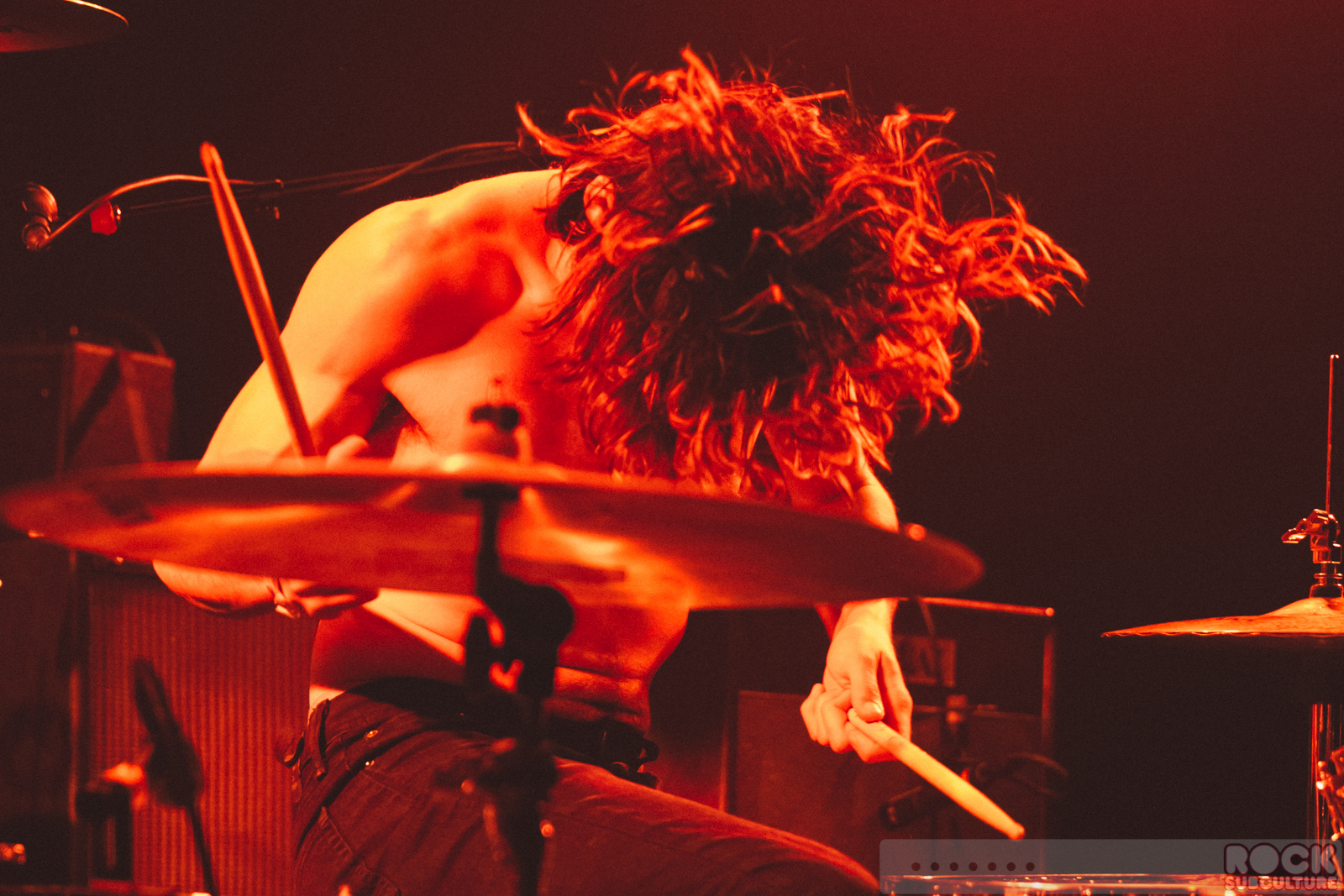 Wolf-Alice-Concert-Review-2015-Tour-Live-Photos-Photography-Setlist-The-Independent-019